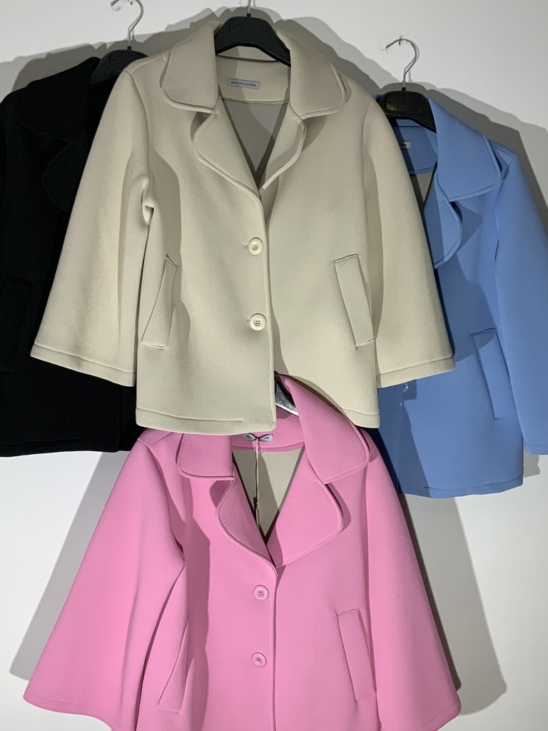 RO.AUT.237023 Jacke