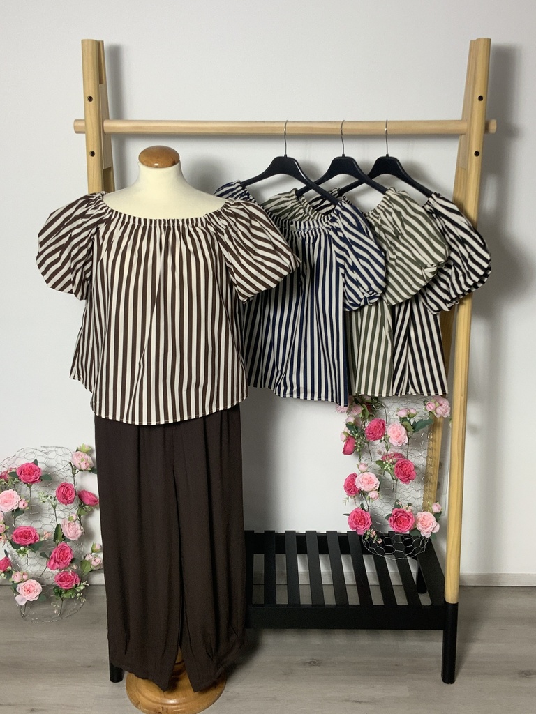 LA. 39716YTELA  Bluse