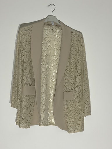CR.2989 Jacke mit Spitzen Größe bis 44